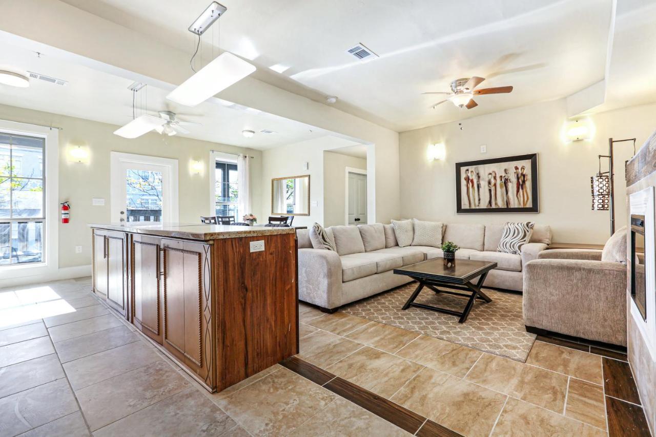 Fully-Furnished 4Br Condo Near Fq New Orleans Exterior photo